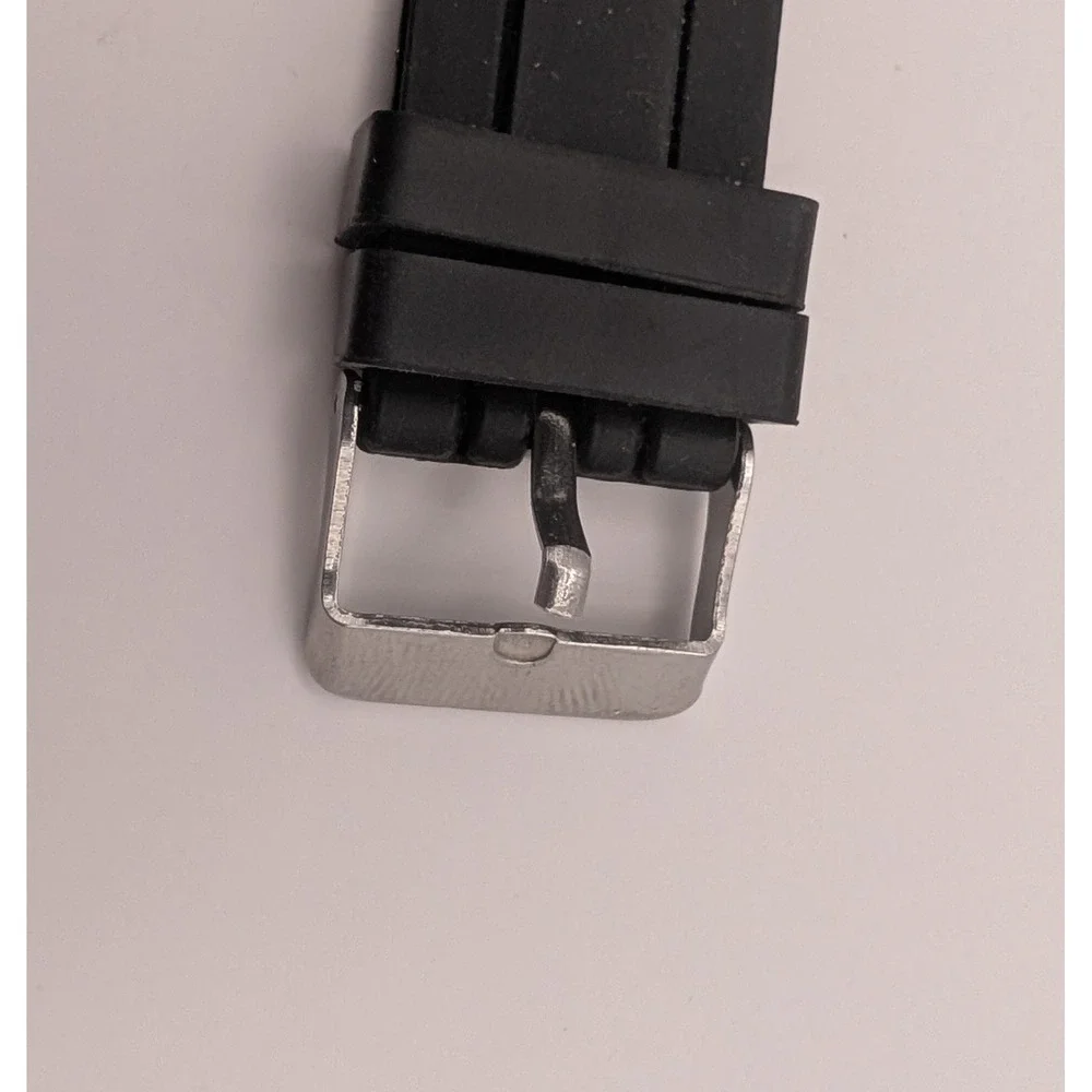 Sports Black Silicone Band Quartz Watch New‎ Battery